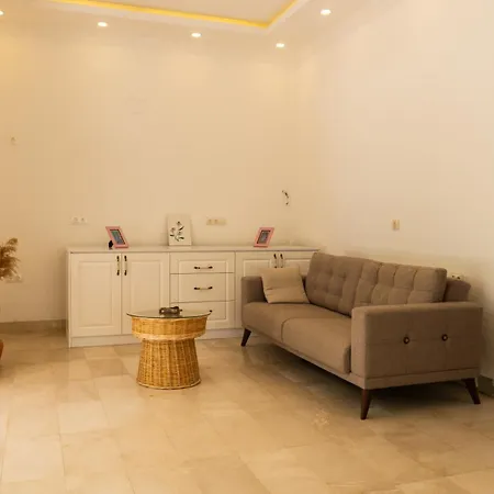 Albatlos Vandrarhem *